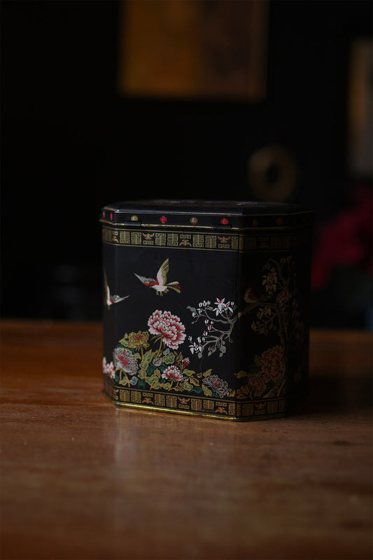 Vintage Oriental Tin